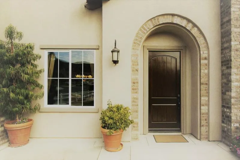 Как выбрать дверь в частный дом Как выбрать дверь в частный дом